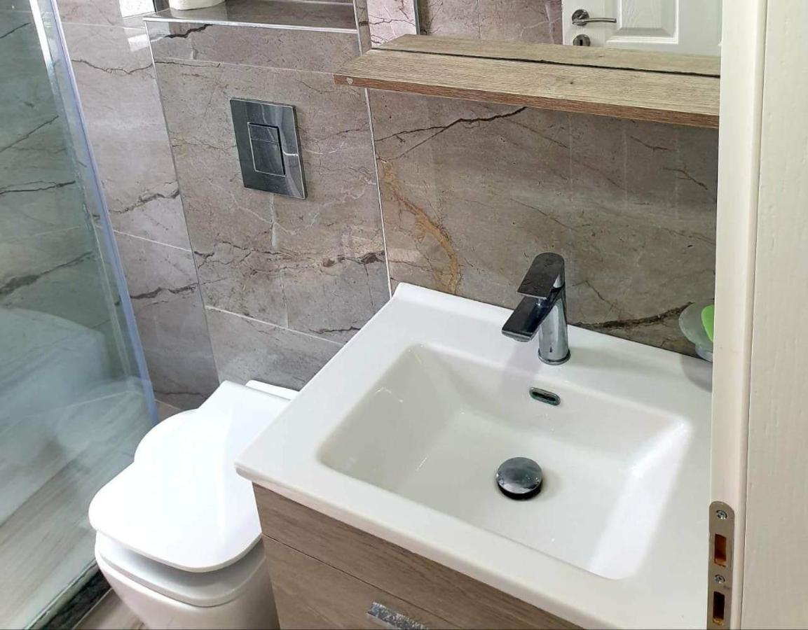 Alexa Apartament Himare Luaran gambar